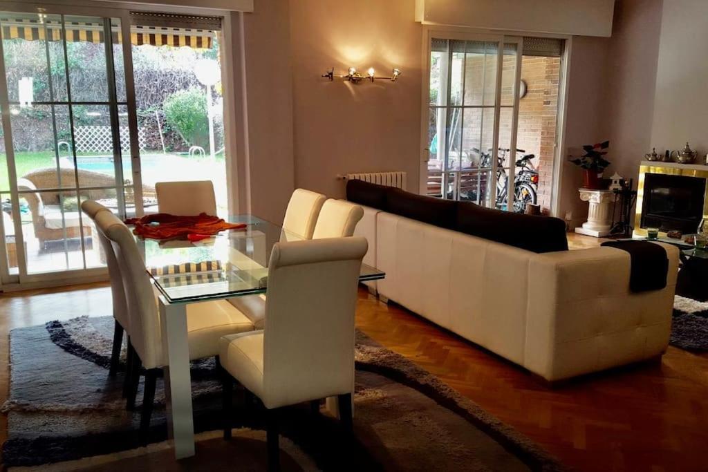 Casa De Mirtha Apartment Мадрид Екстериор снимка